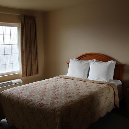 Grand View Inn & Suites 瓦西拉 外观 照片