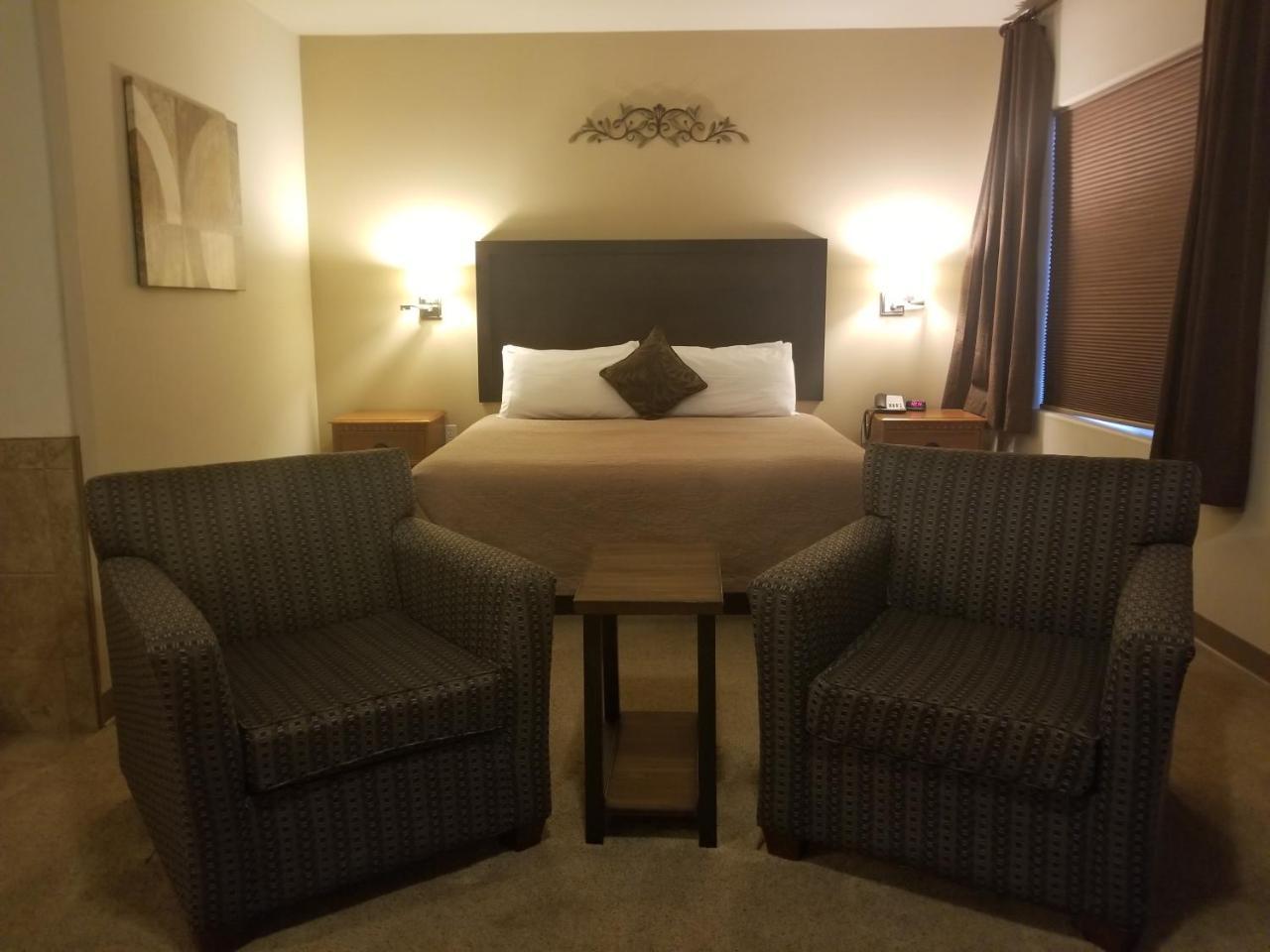 Grand View Inn & Suites 瓦西拉 外观 照片